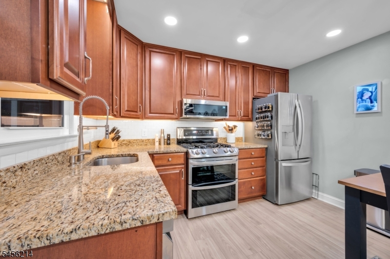 97 Bliss Blvd