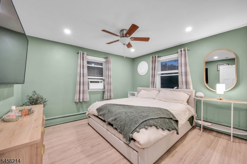 97 Bliss Blvd