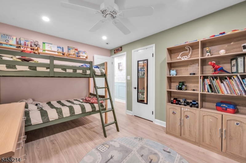 97 Bliss Blvd