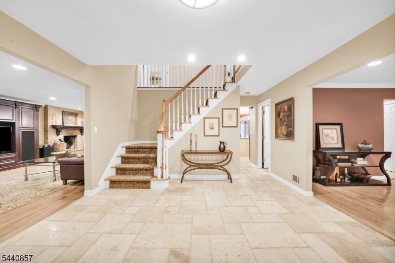 23 Brittany Rd