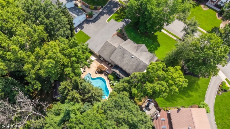 23 Brittany Rd