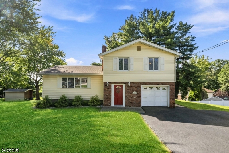 33 Waling Dr