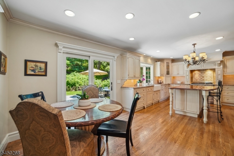 16 Pender Hill Rd