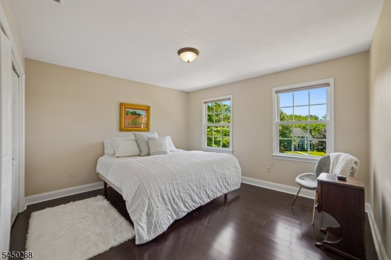 16 Pender Hill Rd