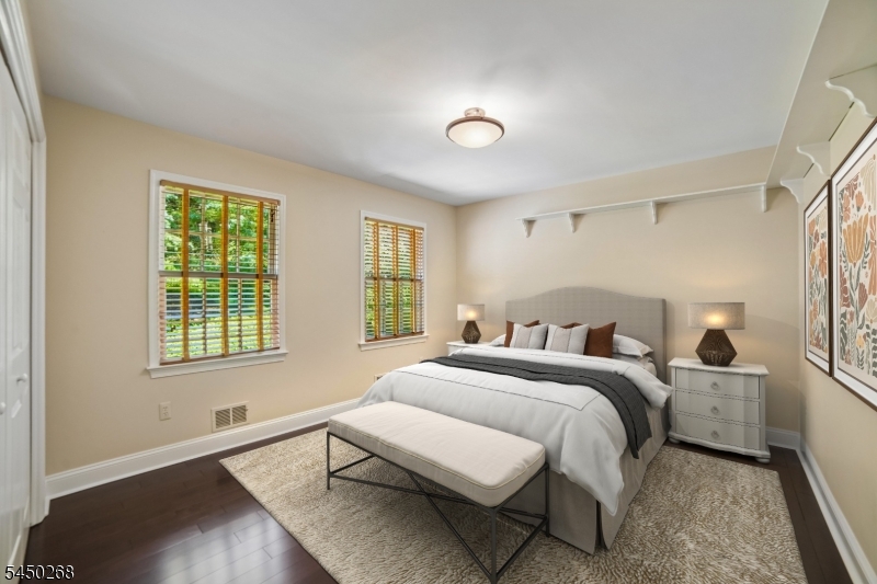 16 Pender Hill Rd