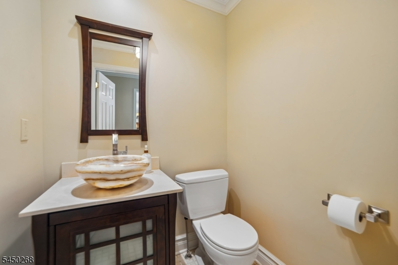 16 Pender Hill Rd
