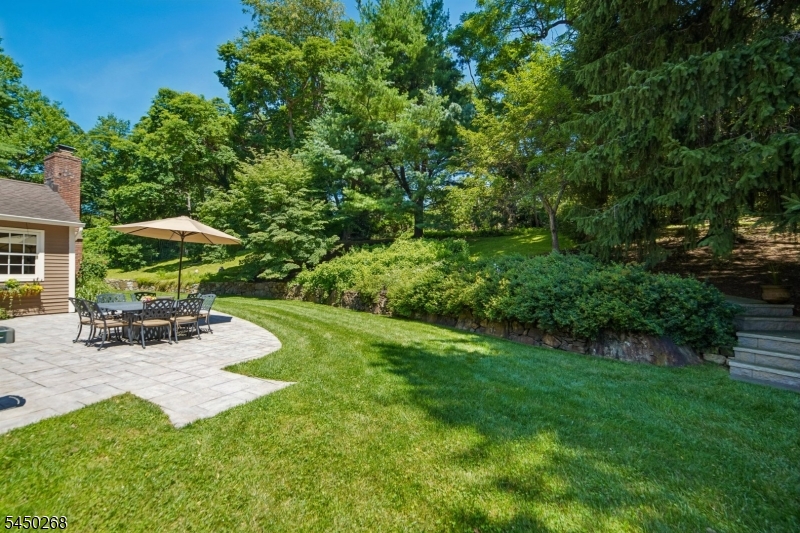 16 Pender Hill Rd