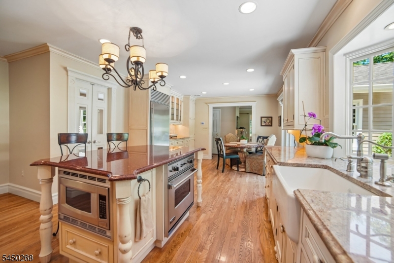 16 Pender Hill Rd