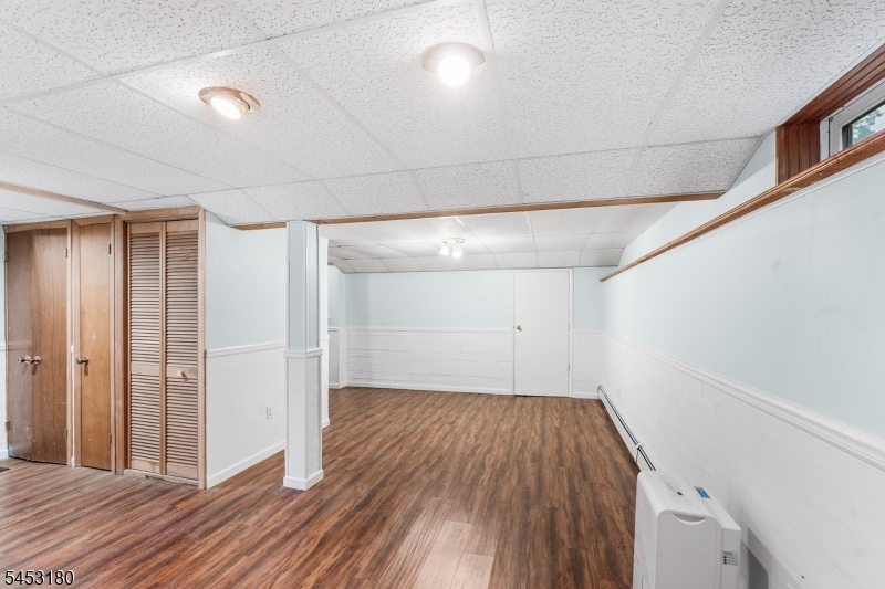 130 Vreeland Ave