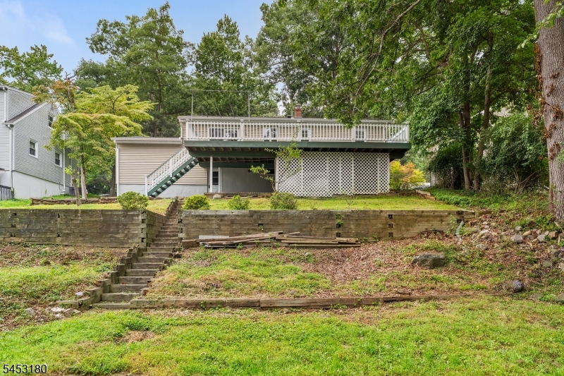 130 Vreeland Ave