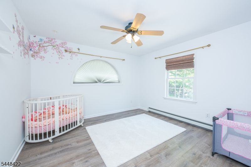 38 Oneida Ave