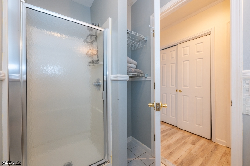 38 Oneida Ave