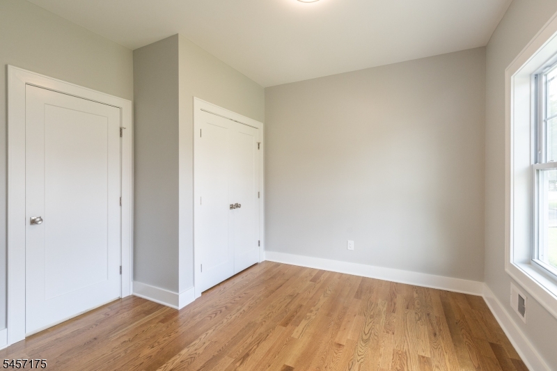 54 Navajo Ave