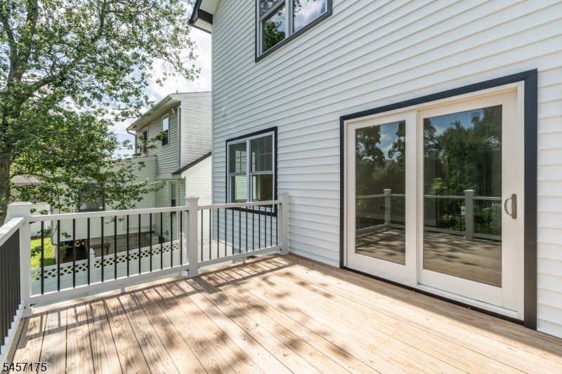 54 Navajo Ave
