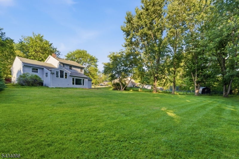 10 Lynnfield Ter