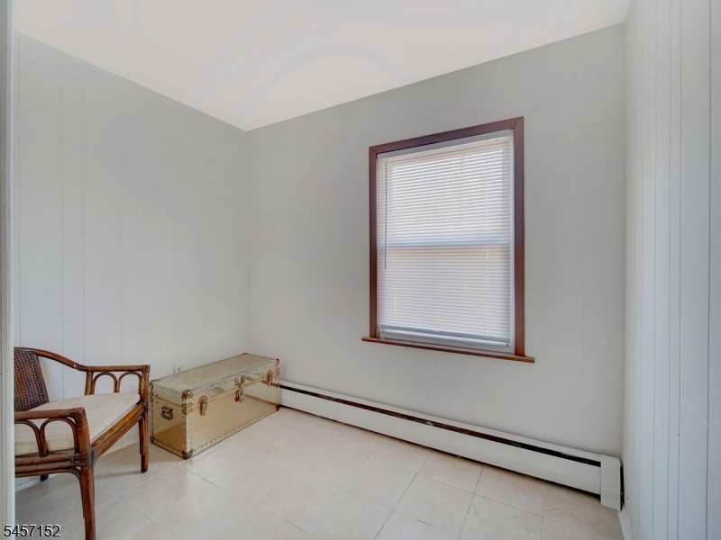 320 E 1St Ave