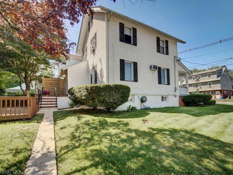320 E 1St Ave