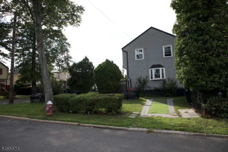 81 S Prospect Terrace
