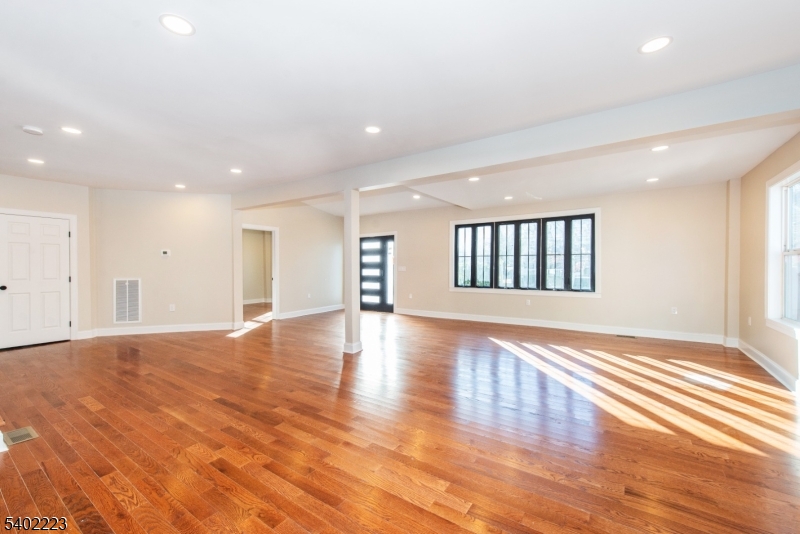 50 Grand Ave
