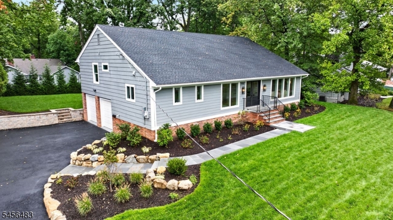 910 Minisink Way