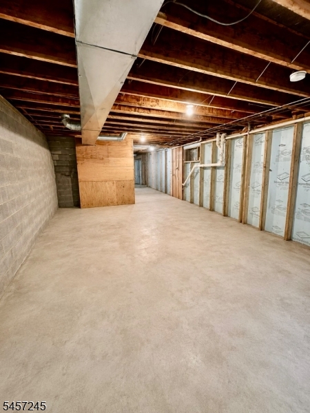 81 Jefferson St
