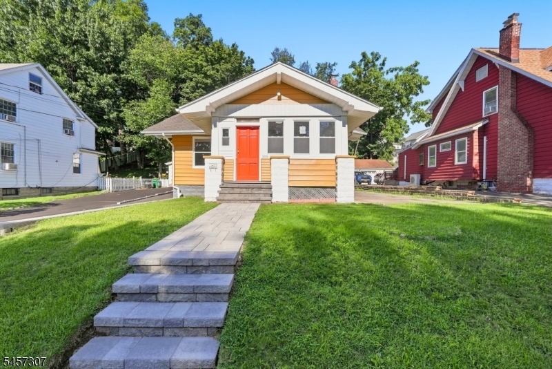 205 Dewitt Ave