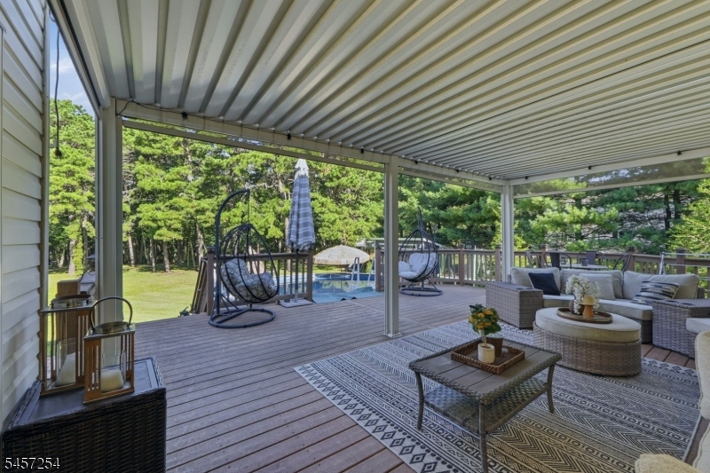 2 Butternut Ln