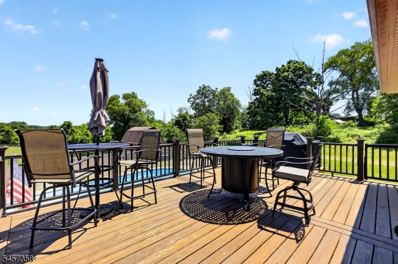 115 Fairview Dr