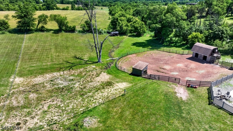 115 Fairview Dr