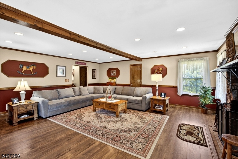115 Fairview Dr