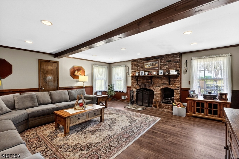 115 Fairview Dr