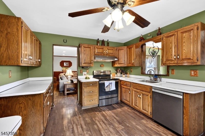 115 Fairview Dr