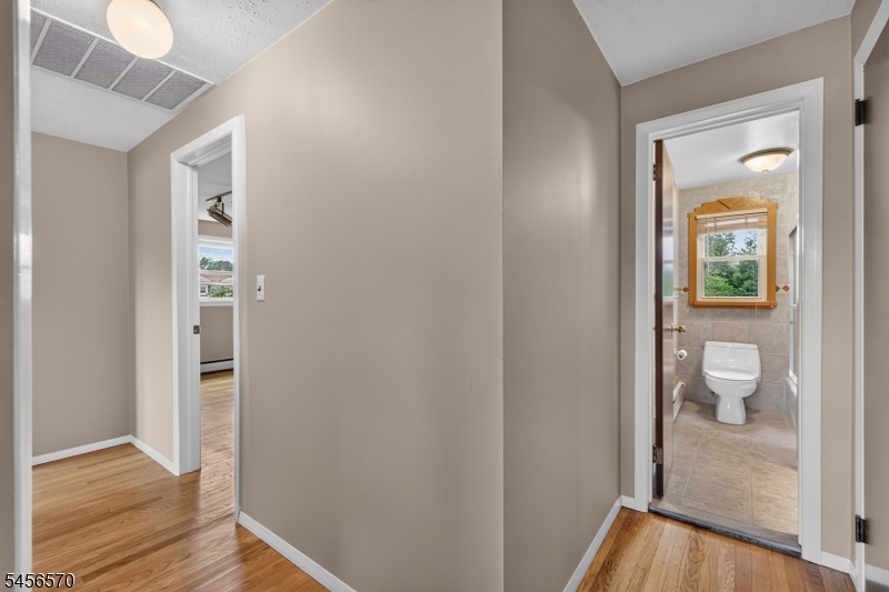 42 Hanover Pl