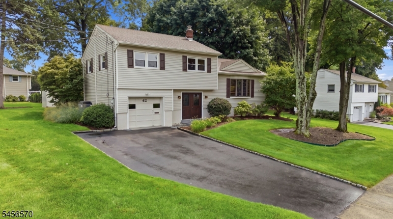 42 Hanover Pl