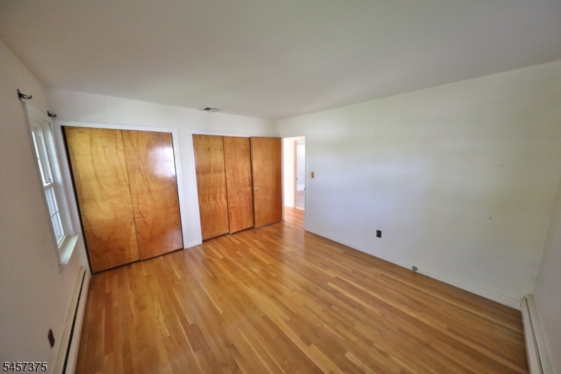 148 Eyland Ave