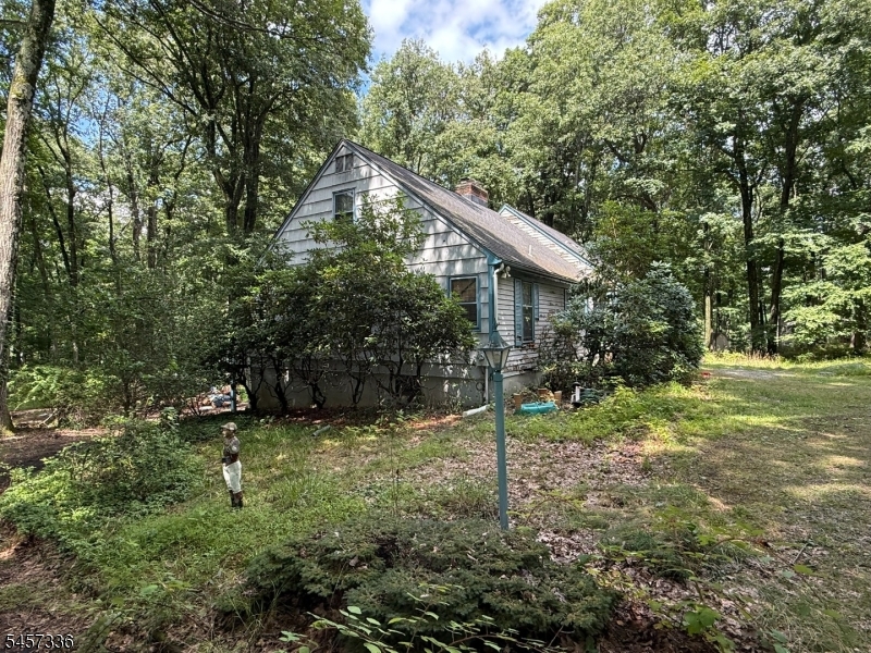 5 Rocky Heights Rd