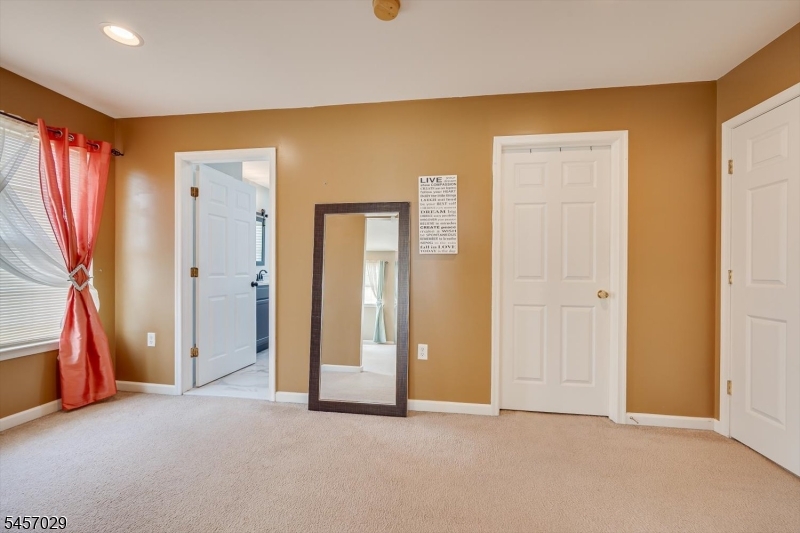 103 Timberhill Dr