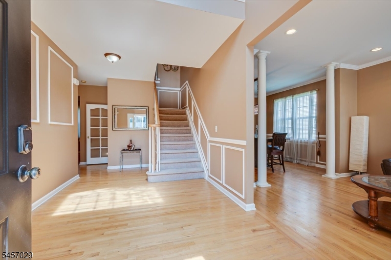 103 Timberhill Dr