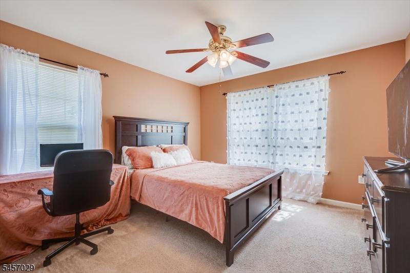 103 Timberhill Dr