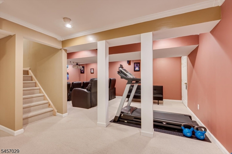 103 Timberhill Dr