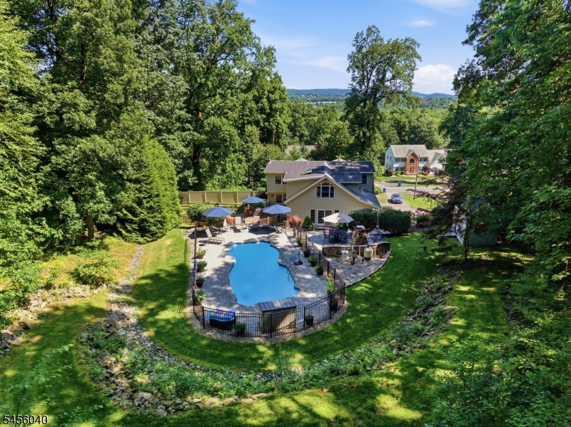 70 Old Mountain Rd