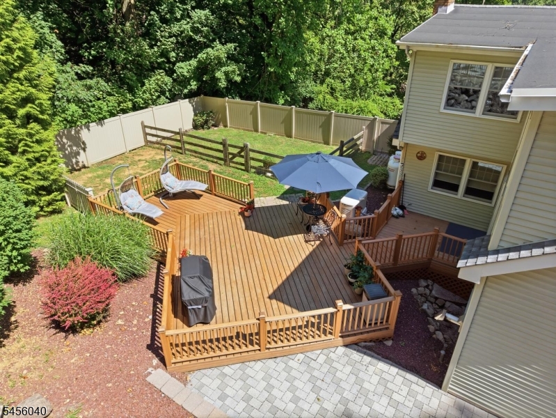 70 Old Mountain Rd