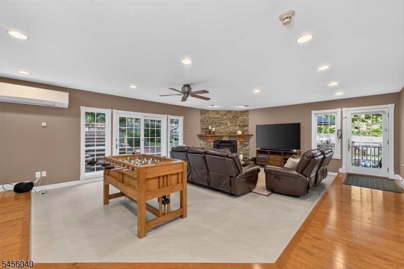 70 Old Mountain Rd