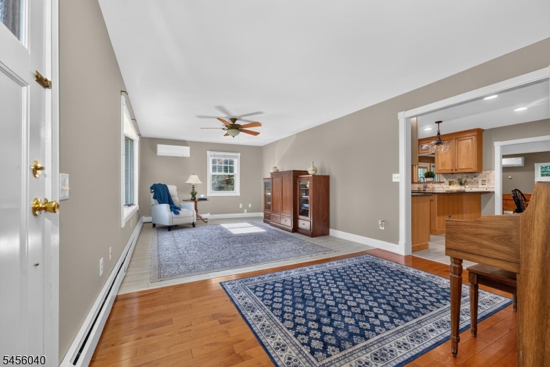 70 Old Mountain Rd