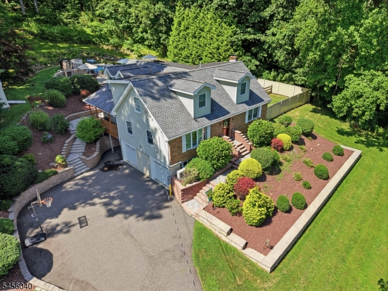 70 Old Mountain Rd