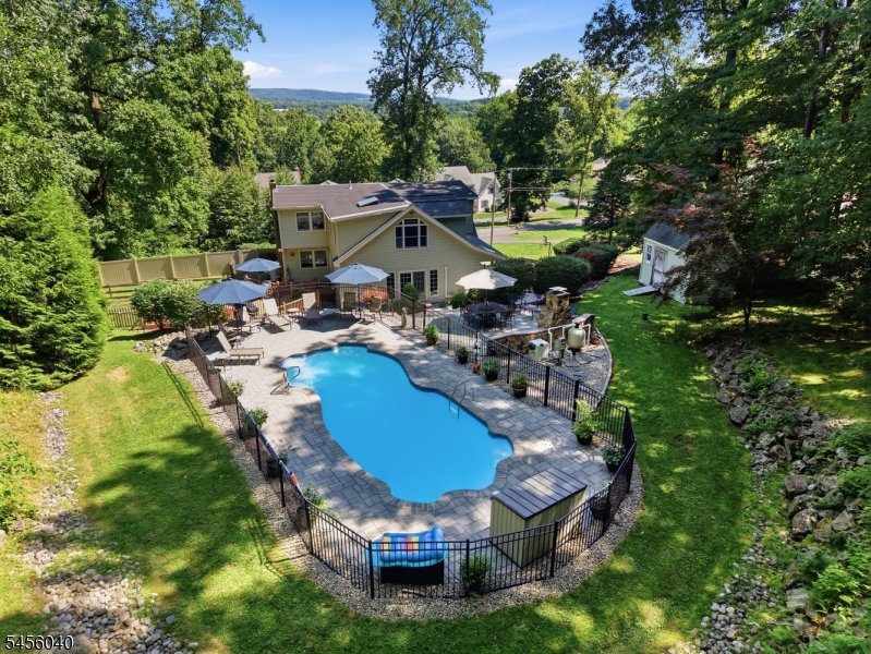 70 Old Mountain Rd