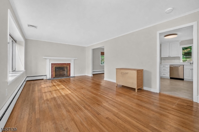 204 Hillside Ave