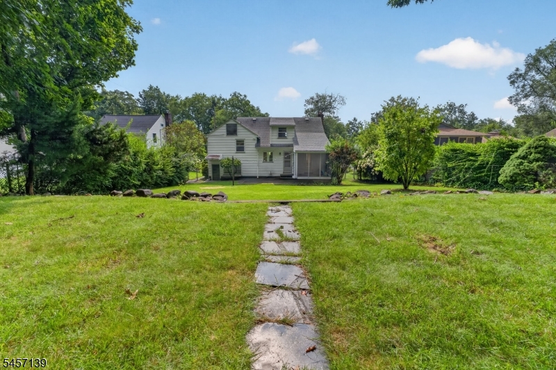 204 Hillside Ave