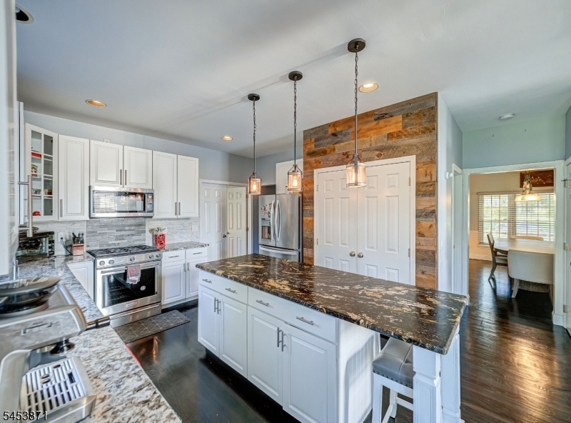 10 Spyglass Rd