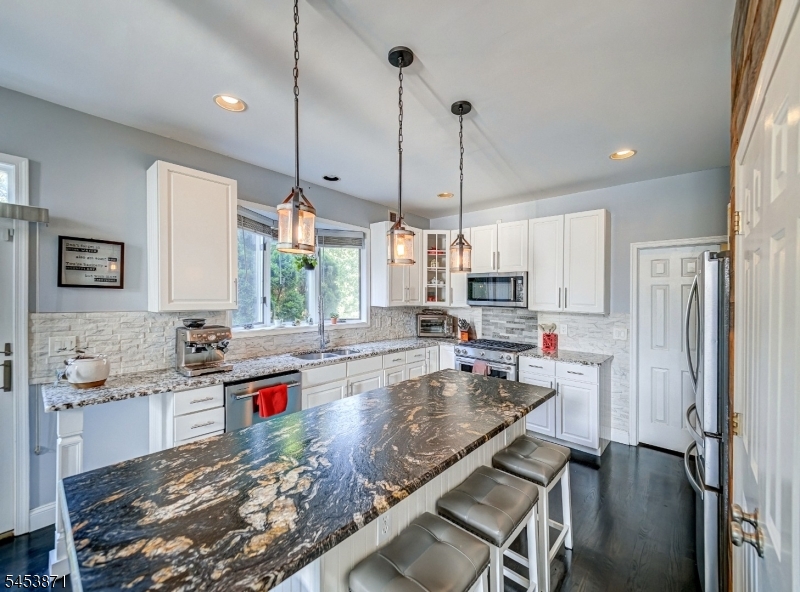 10 Spyglass Rd